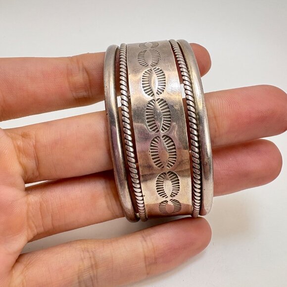 VTG Solid Sterling Silver 925 Etched Textured Open Cuff Bracelet Size 7.5" Fit - Picture 8 of 13